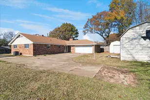 941 Maple St, Howe, TX 75459 - Photo 27