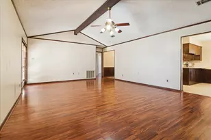 941 Maple St, Howe, TX 75459 - Photo 5