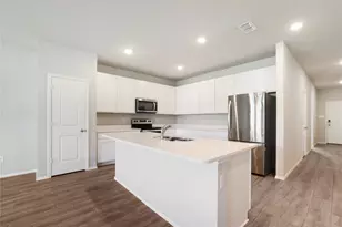 1217 Benwick Dr, Van Alstyne, TX 75495 - Photo 3