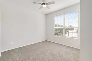 1217 Benwick Dr, Van Alstyne, TX 75495 - Photo 9