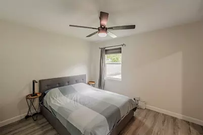 1306 E Lovers Lane, Arlington, TX 76010 - Photo 15