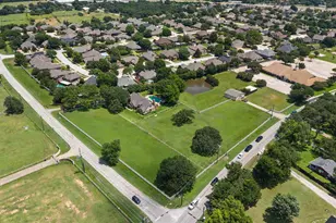 8111 Russell Curry Rd, Arlington, TX 76001 - Photo 37