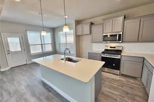 816 Wilmott Ter, Fort Worth, TX 76247 - Photo 5