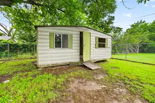 15131 Oakwood Ln, Balch Springs, TX 75180 - Photo 17
