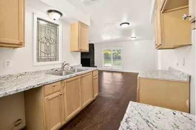 15131 Oakwood Lane, Balch Springs, TX 75180 - Photo 7