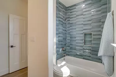 110 Cardinal Woods Court, Granbury, TX 76049 - Photo 35