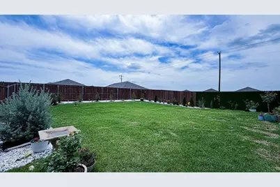 702 Sunlight Loop, Princeton, TX 75407 - Photo 31