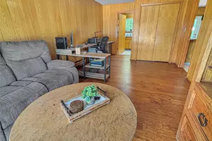 305 S Weatherford St, Chico, TX 76431 - Photo 7