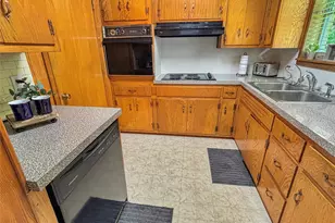 305 S Weatherford St, Chico, TX 76431 - Photo 5