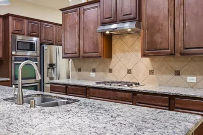 302 Phillips Court, Fate, TX 75087 - Photo 11