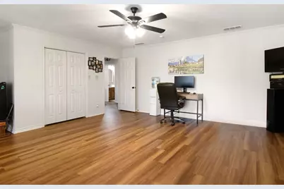 1109 Sherwood Street, Gladewater, TX 75647 - Photo 27