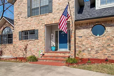 1109 Sherwood Street, Gladewater, TX 75647 - Photo 3