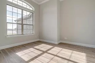 8110 Honeywell, Greenville, TX 75402 - Photo 5