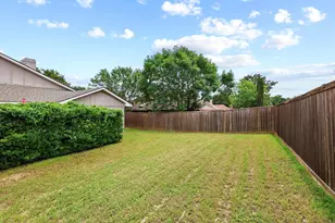 1925 Country Club Dr, Plano, TX 75074 - Photo 35