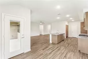 237 Rock Sparrow Ln, Alvarado, TX 76009 - Photo 5