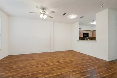 2207 Biscayne Park Lane, Grand Prairie, TX 75050 - Photo 5