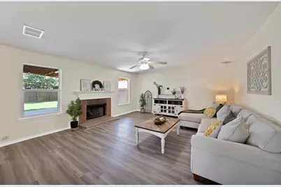 1004 Springcreek Drive, Denton, TX 76210 - Photo 15