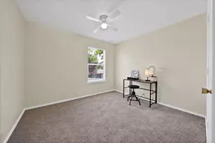 1004 Springcreek Dr, Denton, TX 76210 - Photo 23