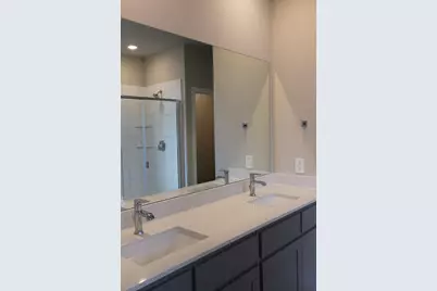 15529 Leaside Drive, Fort Worth, TX 76052 - Photo 9