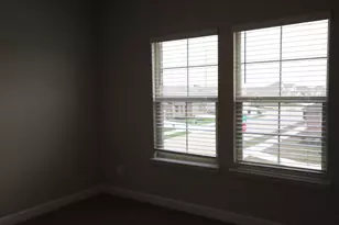 15529 Leaside Dr, Fort Worth, TX 76052 - Photo 17