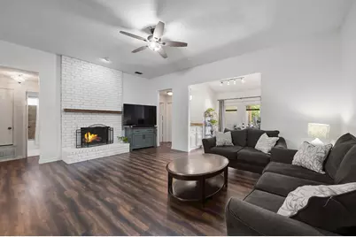 5615 Vinewood Drive, Garland, TX 75043 - Photo 5