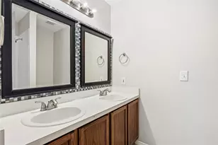 1401 Horseshoe Bend Ct, Fort Worth, TX 76131 - Photo 23
