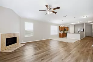 1401 Horseshoe Bend Ct, Fort Worth, TX 76131 - Photo 15