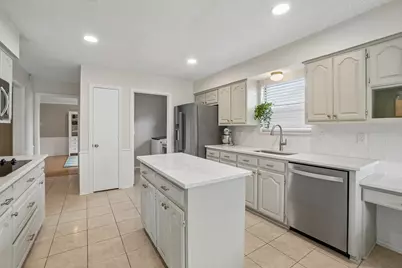 2330 Heatherwoods Way, Carrollton, TX 75007 - Photo 11