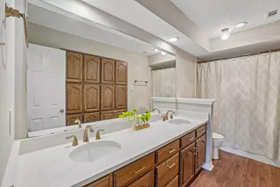2330 Heatherwoods Way, Carrollton, TX 75007 - Photo 19