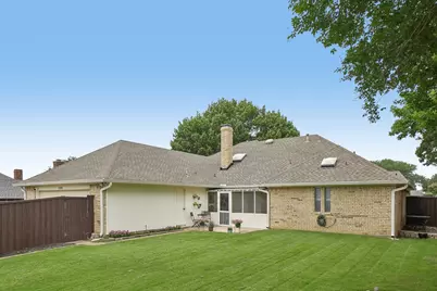 2330 Heatherwoods Way, Carrollton, TX 75007 - Photo 31