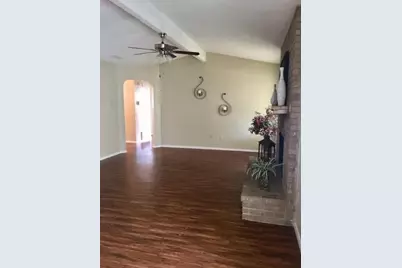 721 Lindenwood Drive, Lancaster, TX 75134 - Photo 3