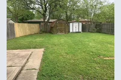 721 Lindenwood Drive, Lancaster, TX 75134 - Photo 15