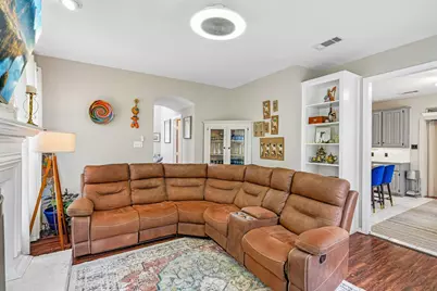 8722 Bayshore Lane, Rowlett, TX 75088 - Photo 9