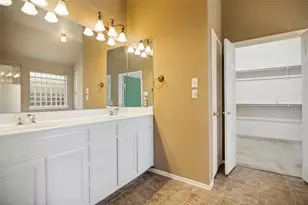 3808 Belton Dr, Dallas, TX 75287 - Photo 15