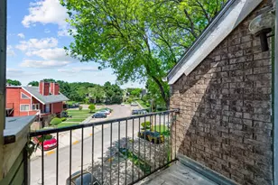 9815 Walnut St, Dallas, TX 75243 - Photo 17