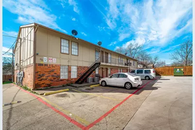 106 E Cedar Street #8, Arlington, TX 76011 - Photo 3