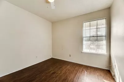 106 E Cedar Street #8, Arlington, TX 76011 - Photo 17