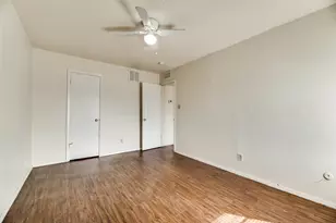 106 E Cedar St, Arlington, TX 76011 - Photo 11