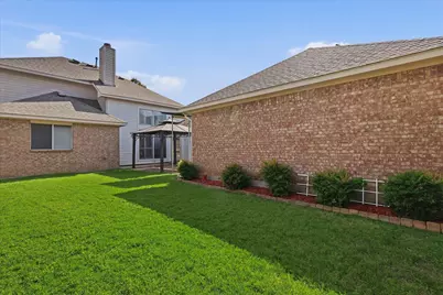 1060 Cornell Drive, Carrollton, TX 75007 - Photo 31
