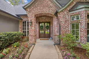 1915 Stonegate Blvd, Tyler, TX 75703 - Photo 3
