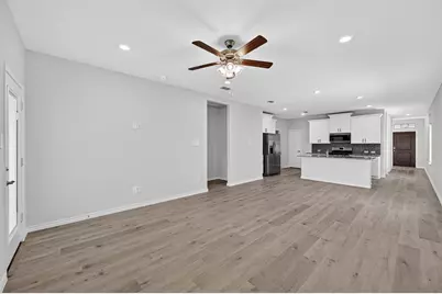 825 Apeldoorn Trail, Little Elm, TX 75068 - Photo 3
