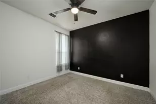 300 Bronco Dr, Pilot Point, TX 76258 - Photo 23