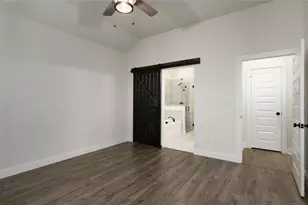 300 Bronco Dr, Pilot Point, TX 76258 - Photo 17