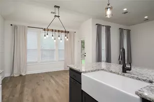 300 Bronco Dr, Pilot Point, TX 76258 - Photo 13