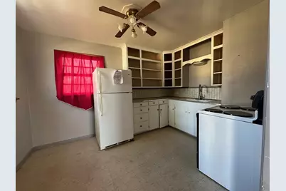 324 W Plum Street, Durant, OK 74701 - Photo 9