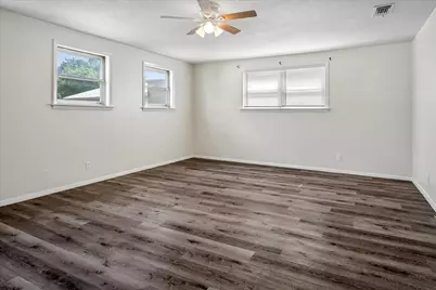 108 Reaves Lane, Hurst, TX 76053 - Photo 15
