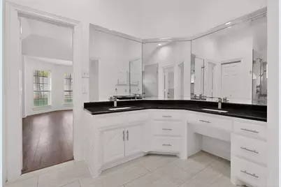 1405 Briar Drive, Bedford, TX 76022 - Photo 17