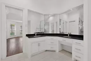 1405 Briar Dr, Bedford, TX 76022 - Photo 17