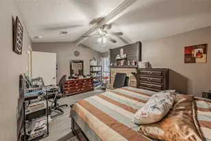 219 Shady Ln Dr, Fort Worth, TX 76112 - Photo 23