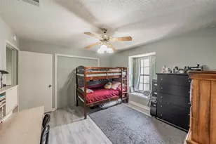 219 Shady Ln Dr, Fort Worth, TX 76112 - Photo 35